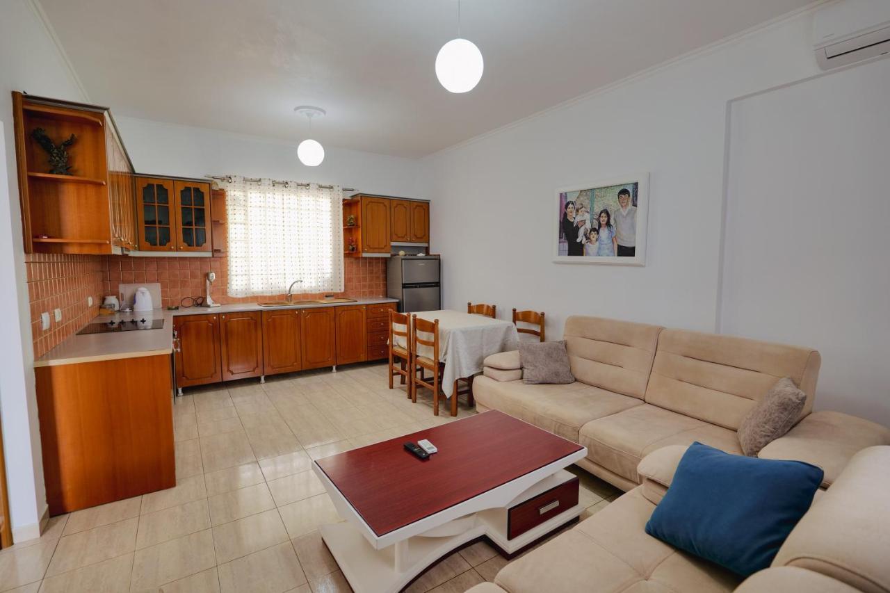 Violeta Apartments קסאמיל מראה חיצוני תמונה